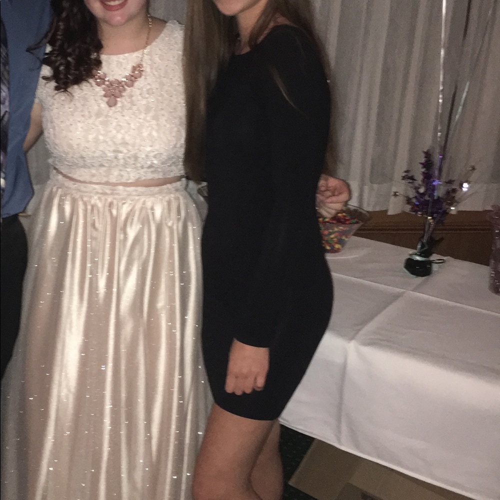 Black long sleeve dress